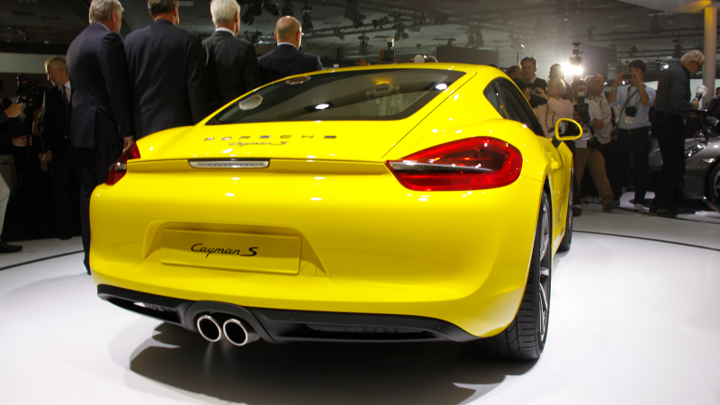 Illustration for article titled 2014 Porsche Cayman: First Liveshots Of Stuttgart's Sexy Little Minx